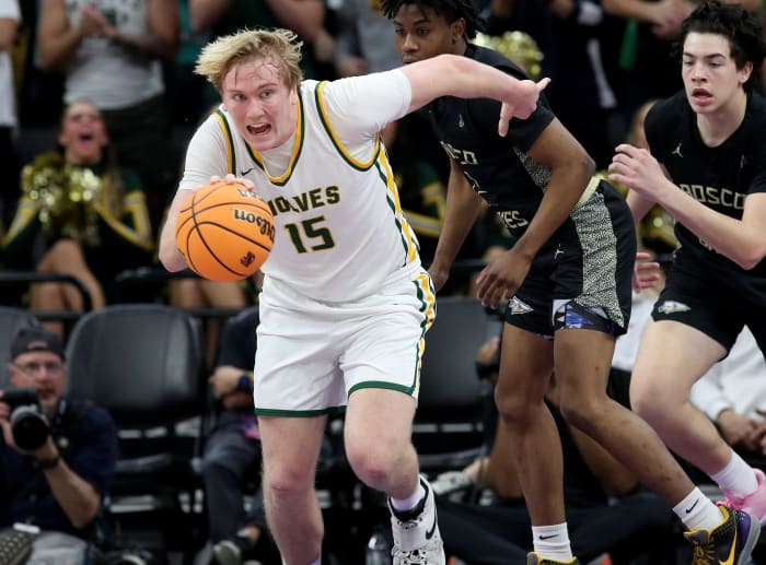San Ramon Valley's Most Valuable Player Seamus Deely in the state championship game versus St. John Bosco.